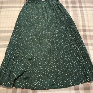Chic Green Polka Dot Maxi Skirt